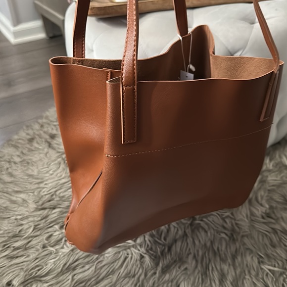 Henny + Lev - Danielle Tote Bag - Camel Color - Picture 3 of 3